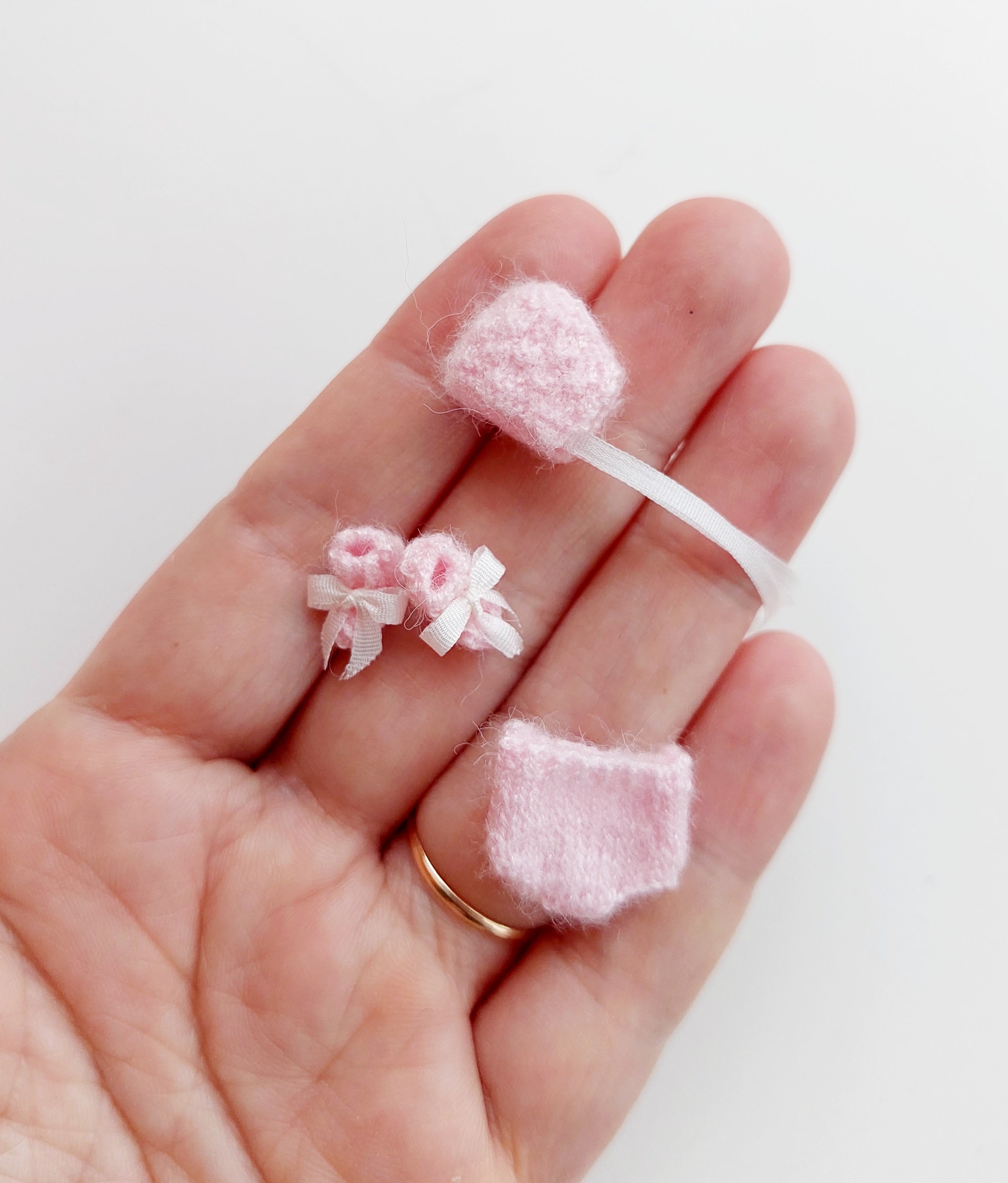 Baby Bootees, Hat & Pants – 1:12 Scale Dollhouse Knitting Pattern PDF
