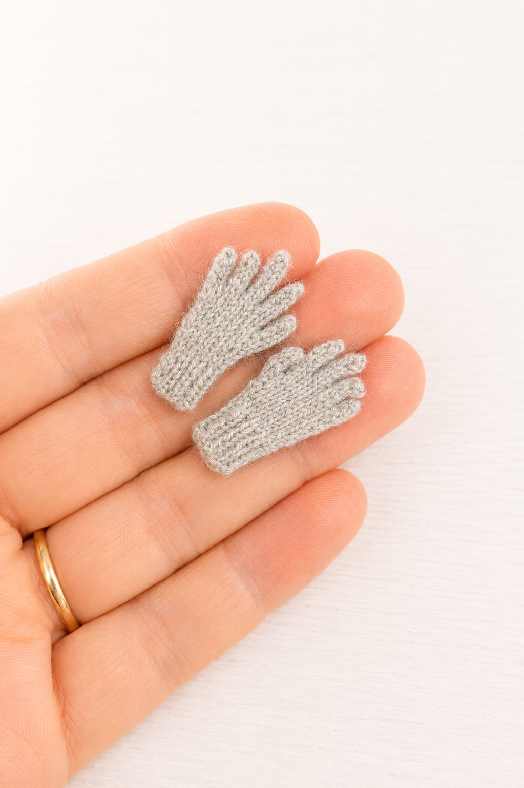 Dollhouse Miniature Wool Gloves