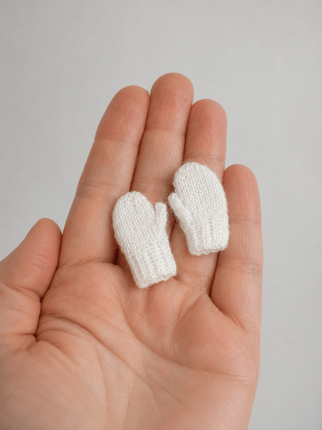 Dollhouse Miniature Wool Mittens