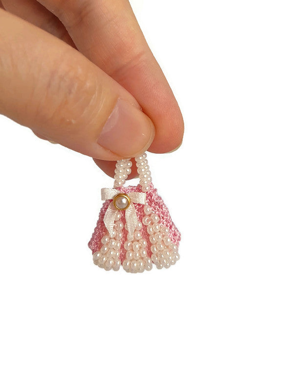 Miniature Bead Handbag Knitting Pattern | 1:12 Scale Dollhouse Accessory | Mini Handbag DIY Tutorial